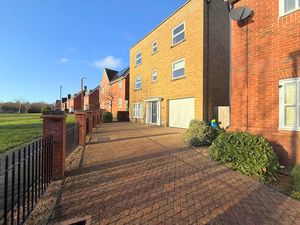 Photo 4- click for photo gallery